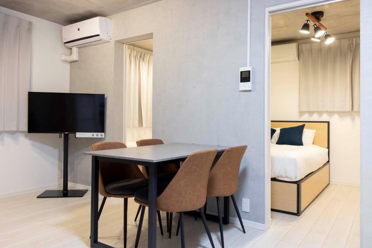 Ferienwohnung Wellsquareism Honancho Präfektur Tokio Exterior foto